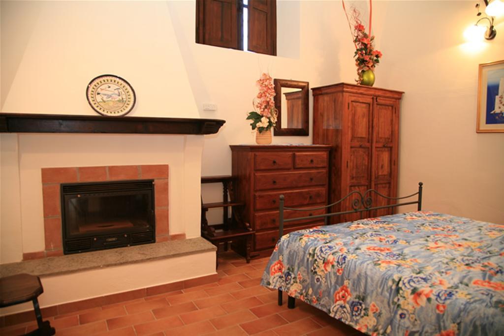 Agriturismo Toscanella Montebello Extérieur photo